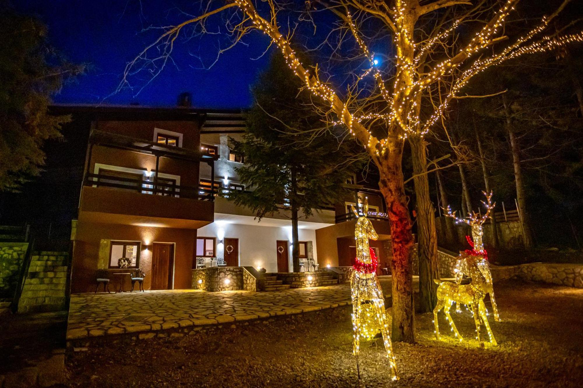 Отель Mz Reindeer Kalivia  Экстерьер фото